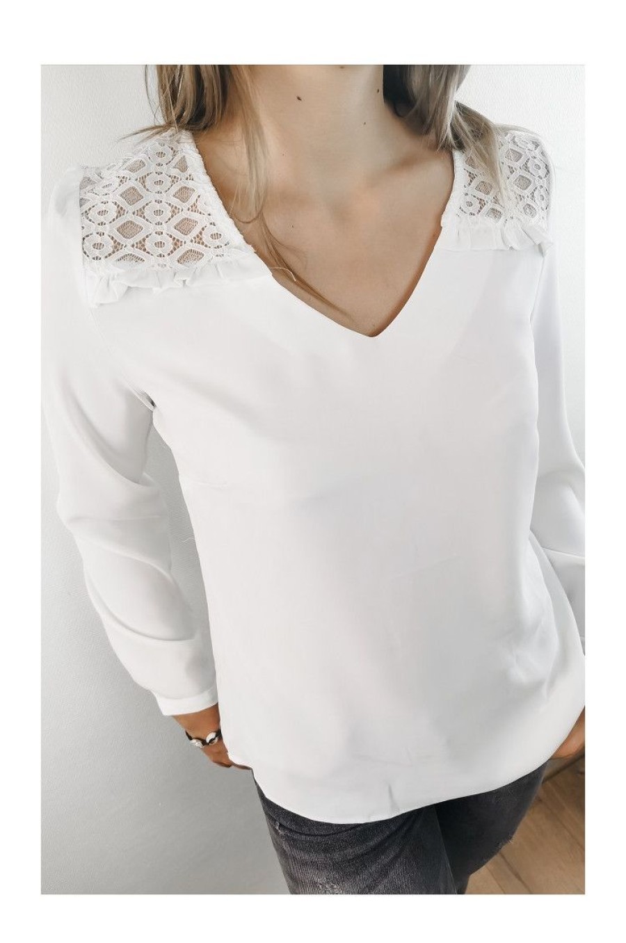 Femme Jeunes et Jolies Tops & T-Shirts & Body | Blouse He Moscou Blanc